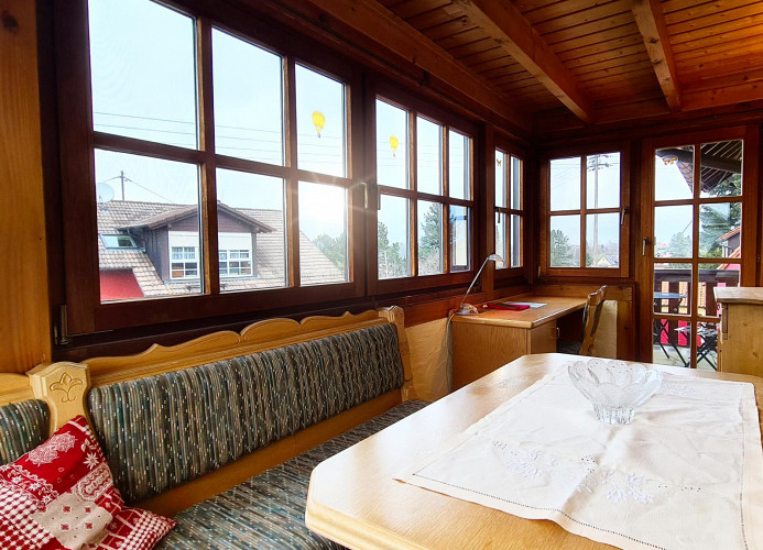 Zi04 Doppelzimmer Loggia und Balkon 