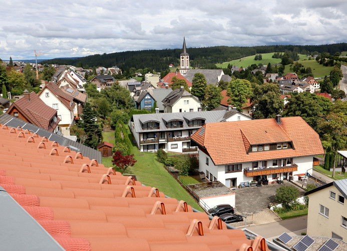 Ferienwohnung Schönwaldblick - 2 große Balkone mit traumhafter Sicht - barrierefrei - Mein SWH