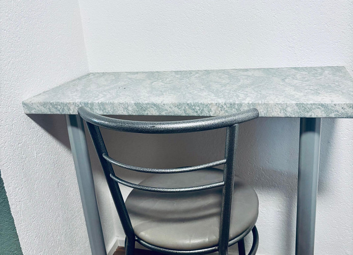 Dreibettzimmer 1 'Home' - Suhitha´s Gästehaus Villingen-Schwenningen