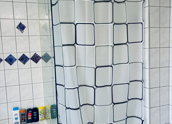 Doppelzimmer 3 „Balance“ - Suhitha´s Gästehaus Villingen-Schwenningen