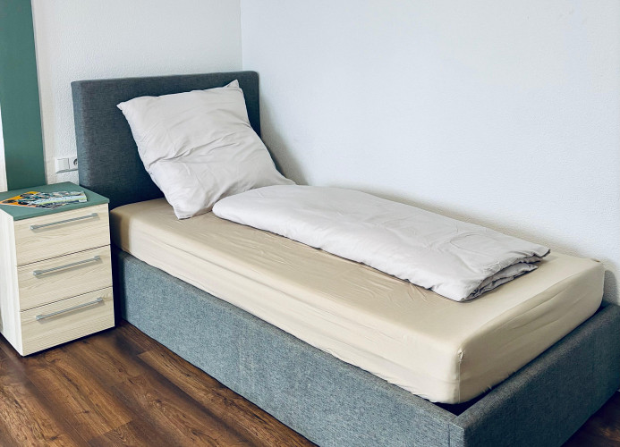 Doppelzimmer 4 „Focus“ - Suhitha´s Gästehaus Villingen-Schwenningen