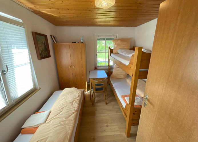 Freizeitheim Wilhelm Kiefer Haus mit großem Grundstück, Feuerstelle, Tennisplatz