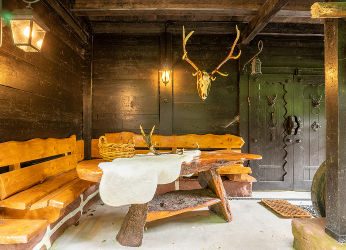 Schwarzwaldhaus Wolftal – Historisches Jagdanwesen mit Kutschenmuseum, Park und Wildbach im Schwarzwald