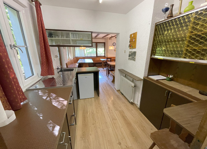 Freizeitheim Wilhelm Kiefer Haus mit großem Grundstück, Feuerstelle, Tennisplatz