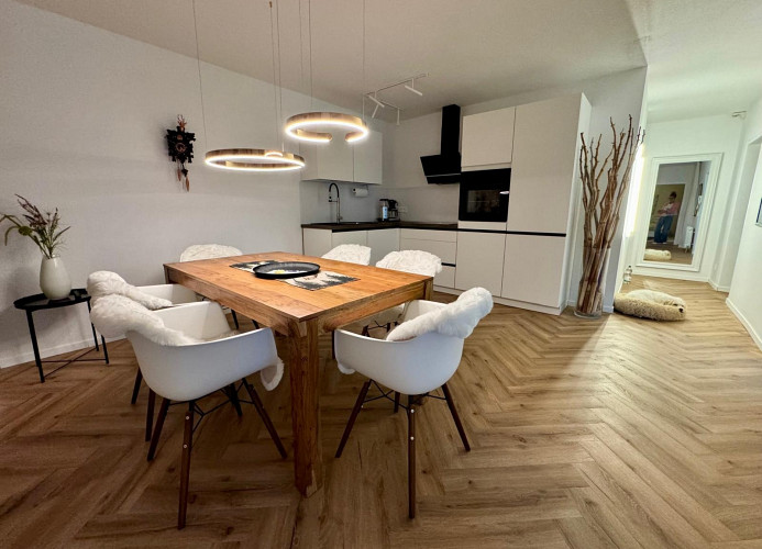 Todtie-Lounge mit Balkon und Bergblick in Todtnauberg – Mein SWH