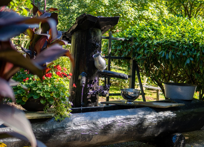 Schwarzwaldhaus Wolftal – Historisches Jagdanwesen mit Kutschenmuseum, Park und Wildbach im Schwarzwald