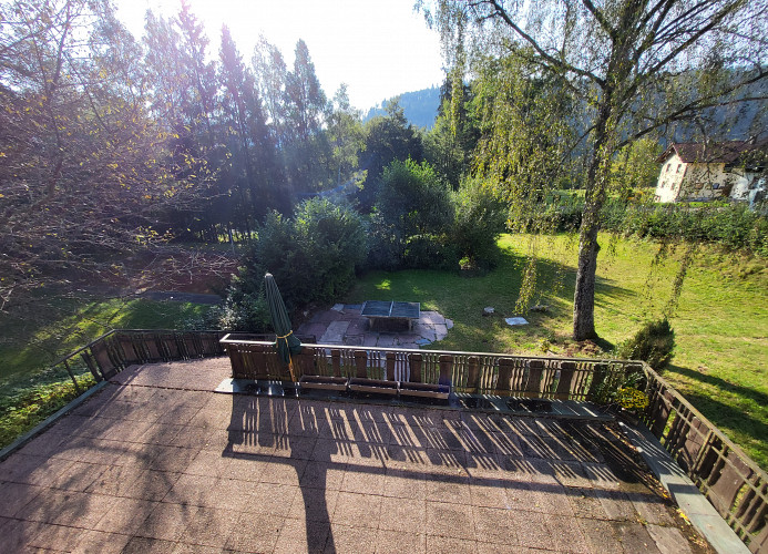 Freizeitheim Wilhelm Kiefer Haus mit großem Grundstück, Feuerstelle, Tennisplatz