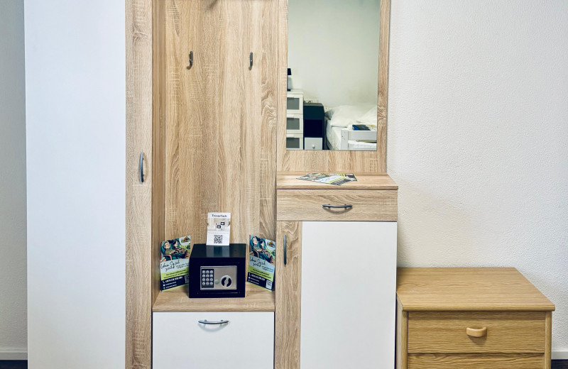 Doppelzimmer 3 „Balance“ - Suhitha´s Gästehaus Villingen-Schwenningen